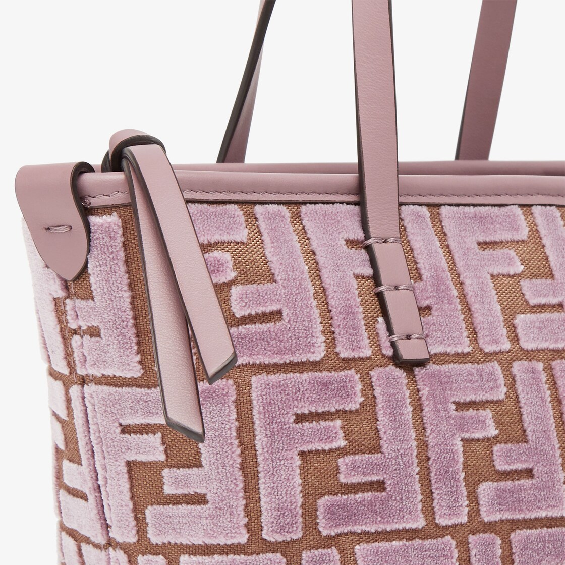 Pink fendi purse sale