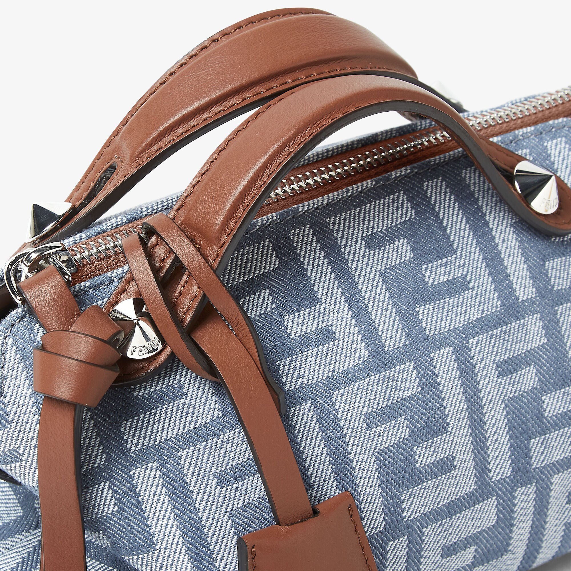 Fendi フェンディ バイザウェイ ソフトミニハンドバッグ FENDI フェンディ ショルダーバッグ BY THE WAY SELLERIA MINI