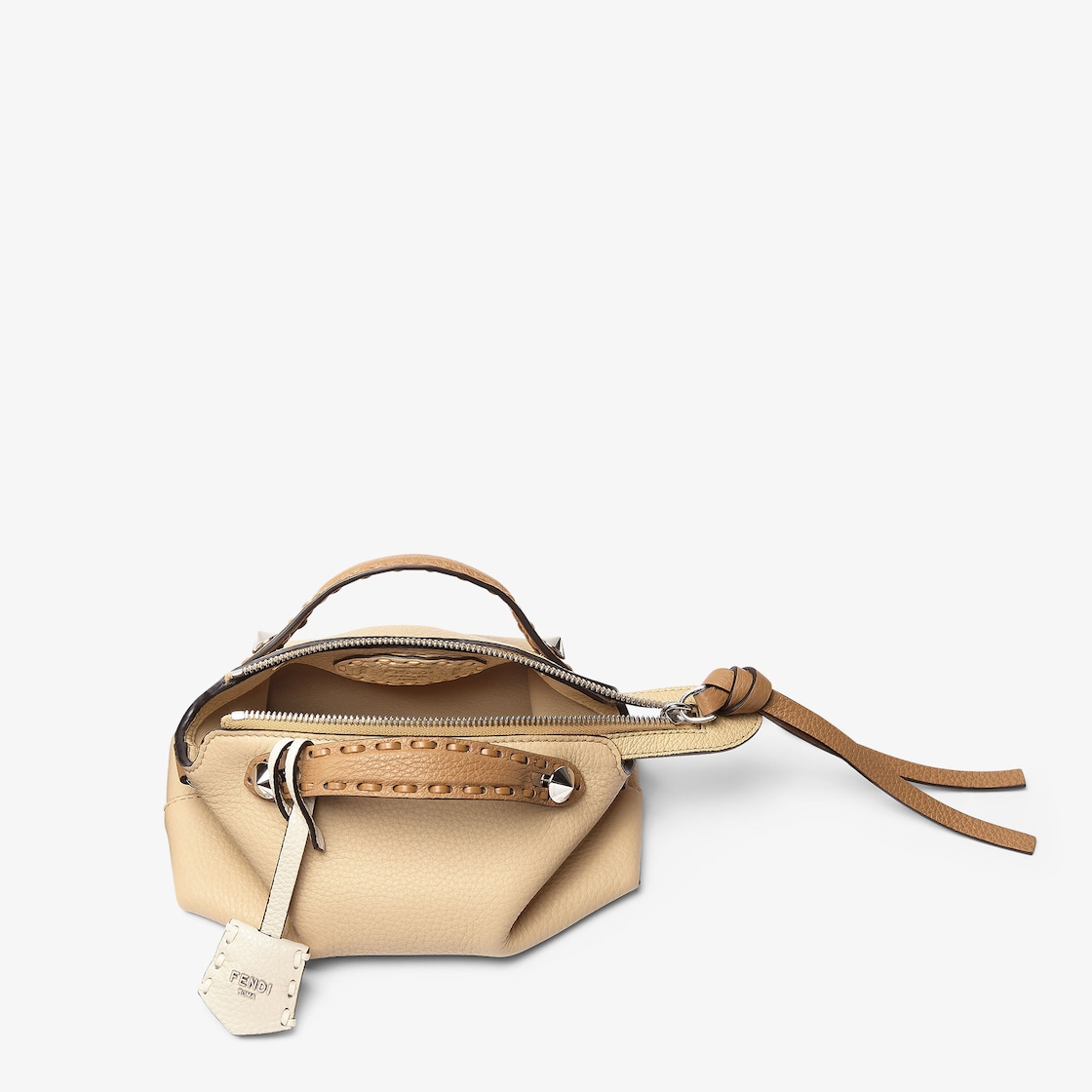 ウィメンズ デザイナー ボストンバッグ | FENDI JP ウィメンズ デザイナー ボストンバッグ | FENDI JP