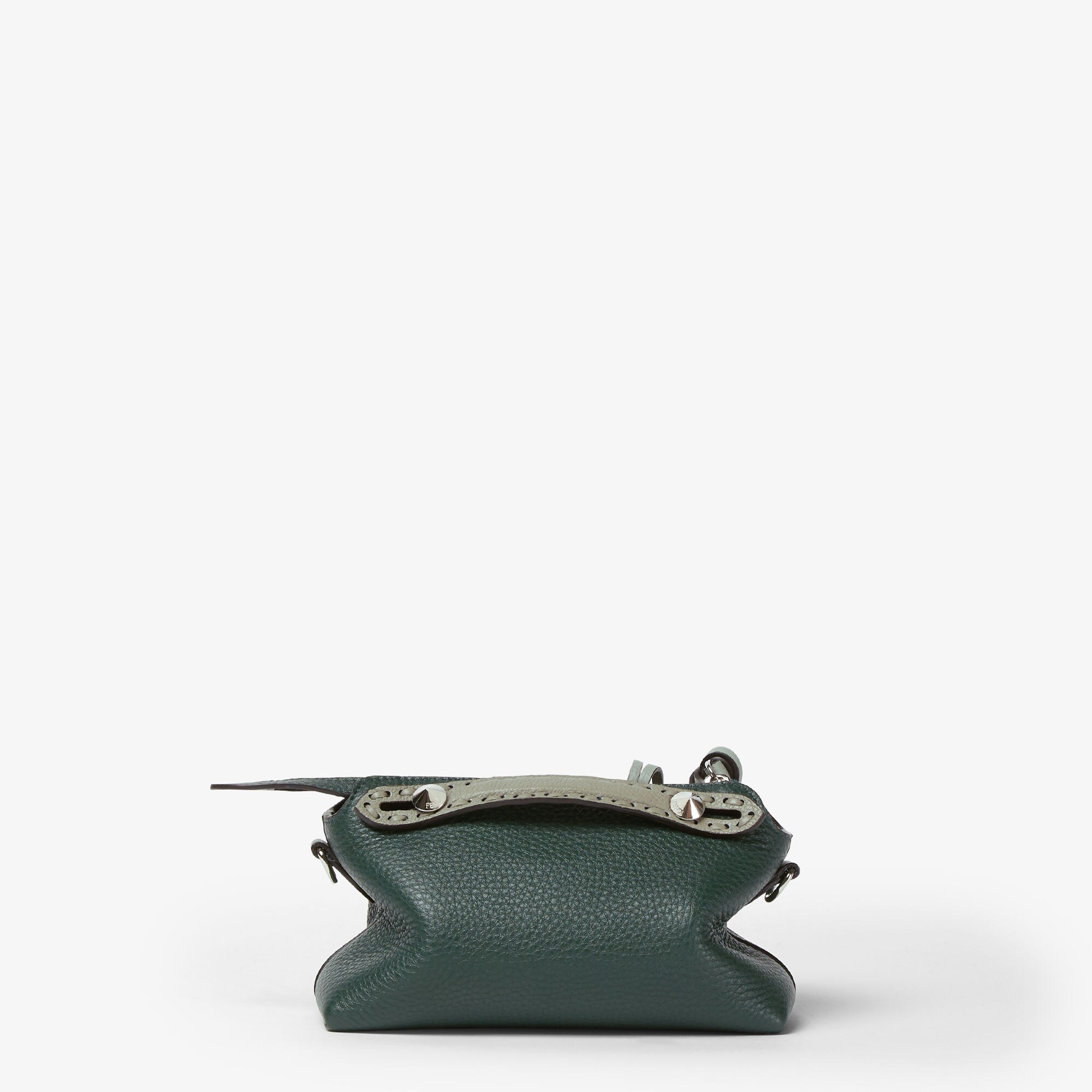 8BS098AV1JF1TDY_05?wid=2000&