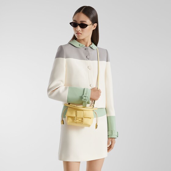 Fendi Mamma Baguette Small | Thumbnail 2