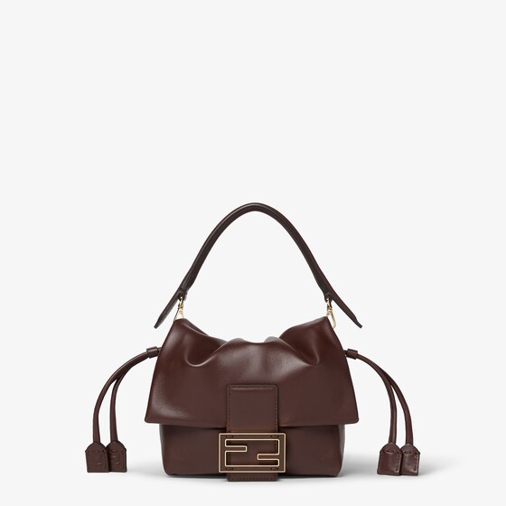 Fendi Mamma Baguette Small In Brown
