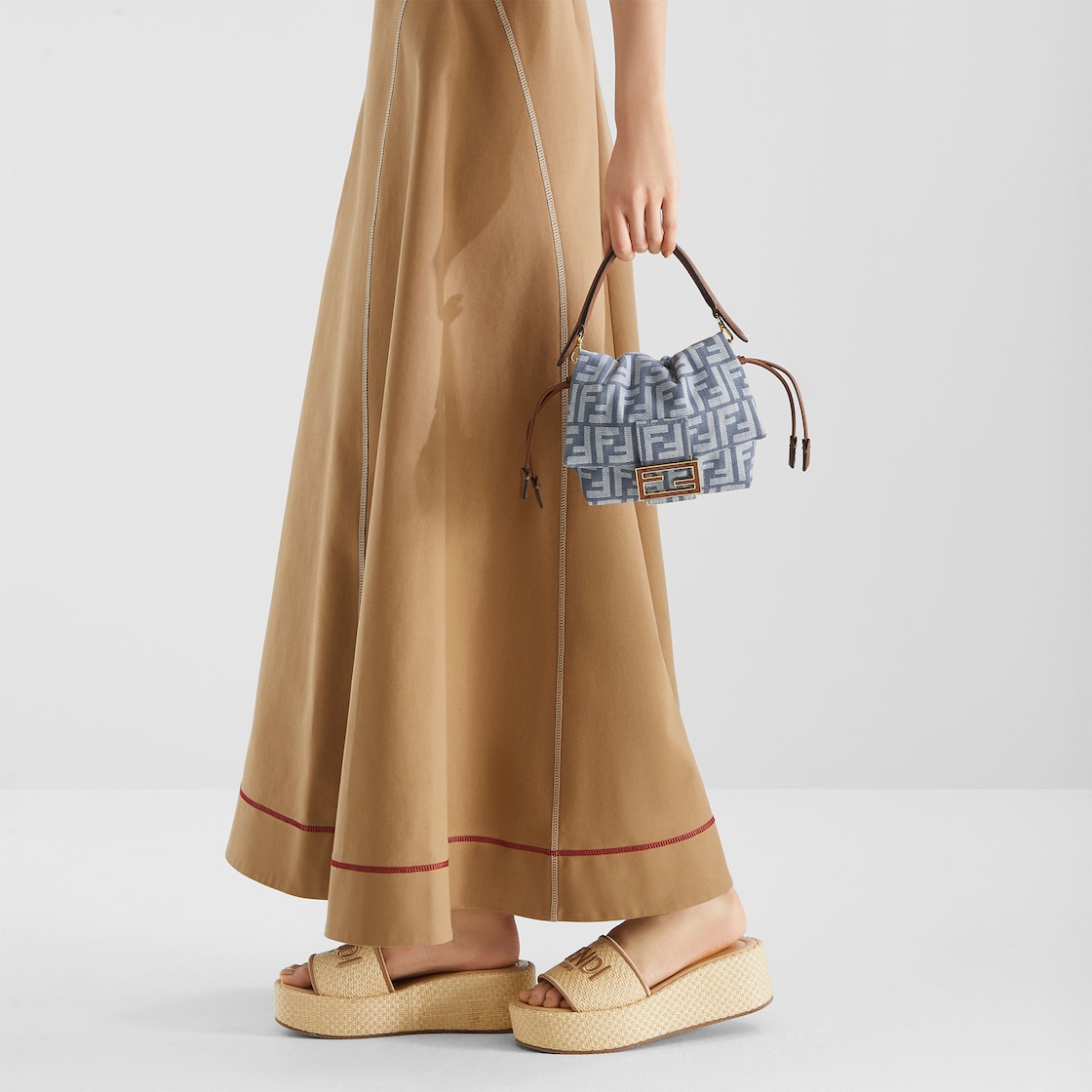 ウィメンズ デザイナー ミニバッグ | FENDI JP ウィメンズ デザイナー ミニバッグ | FENDI JP