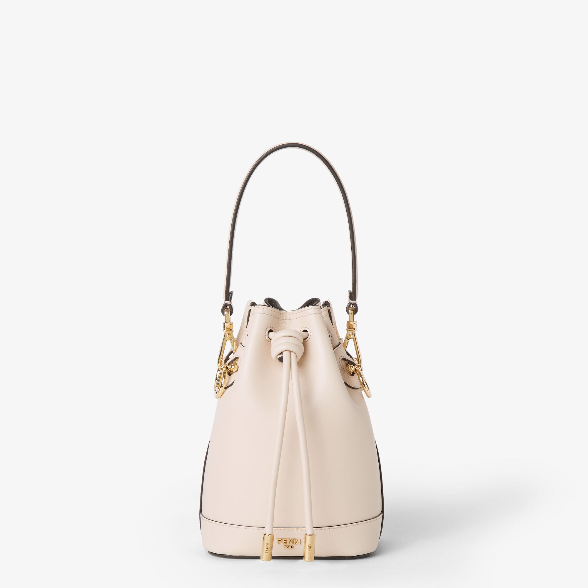 8BS109AYJ1F0VWM_01?wid=2000&