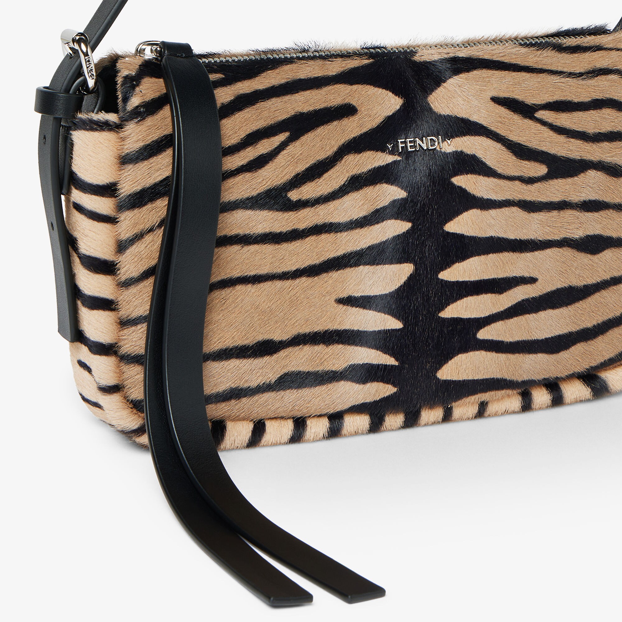 ジップトップ スモール - ブラウン | FENDI JP