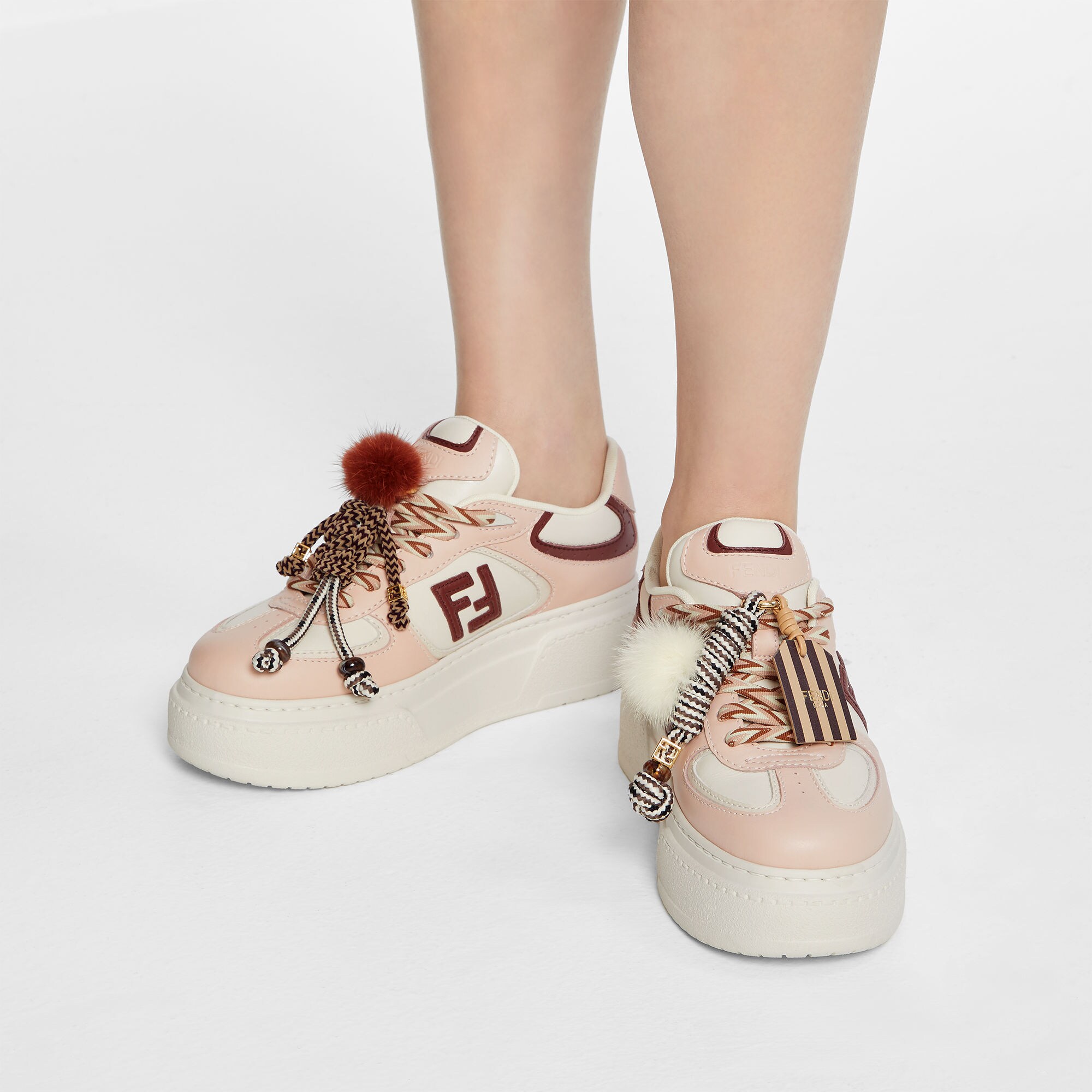 FENDI フェンディ ピンク シューズ 靴 楽天市場】ピンク（ブランドフェンディ）（靴）の通販