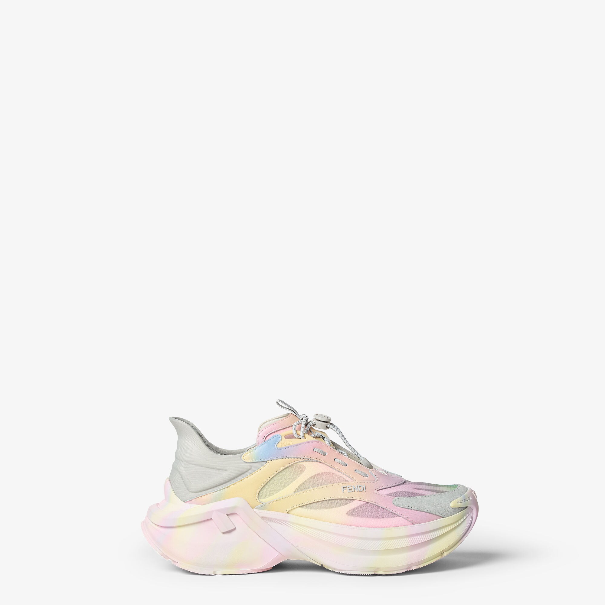 フェンディ ファンタスティック フューチャー フェンディ F-ライト