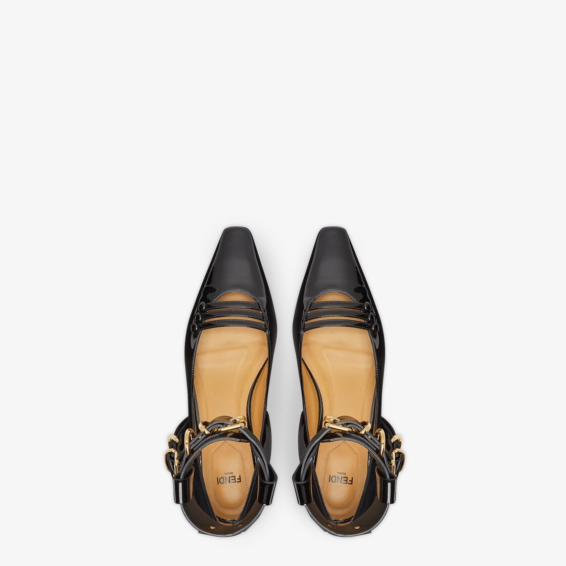 Fendi deals pointed flats