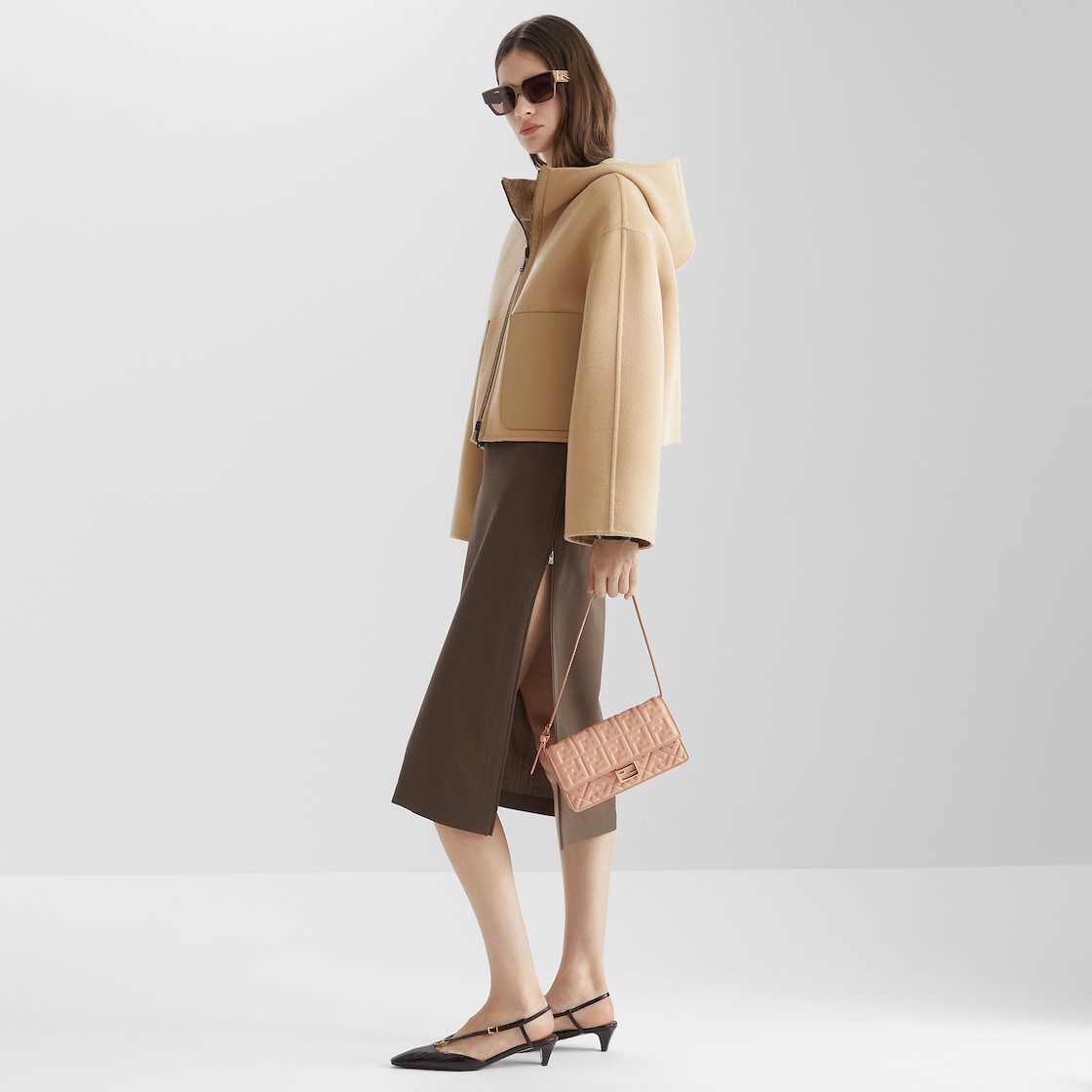 ウィメンズ デザイナー パンプス | FENDI JP ウィメンズ デザイナー パンプス | FENDI JP