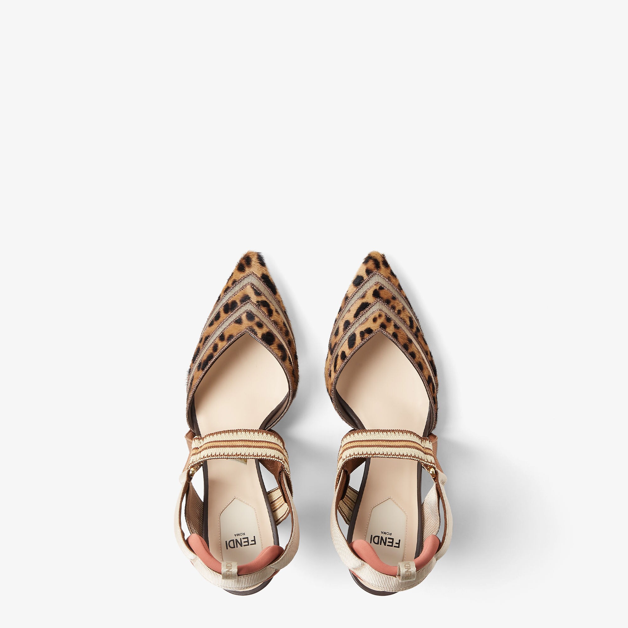 8J8805AY9XF1TOZ_04?wid=2000&