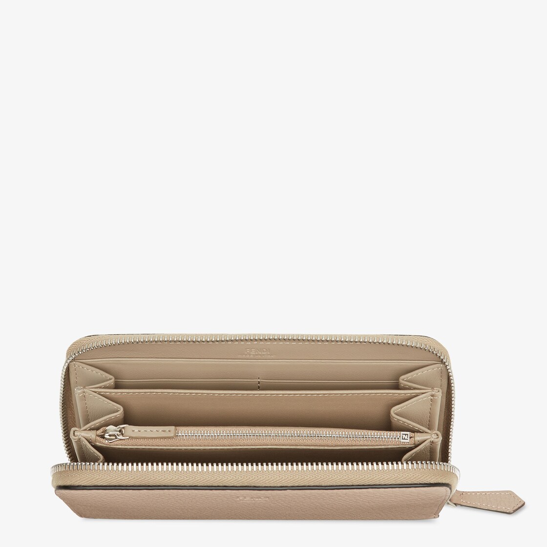 ベージュ のウィ ウィメンズ 向けデザイナー 長財布 | FENDI JP ベージュ のウィ ウィメンズ 向けデザイナー 長財布 | FENDI JP
