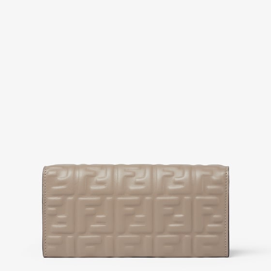 Fendi Baguette Continental With Chain | Thumbnail 3