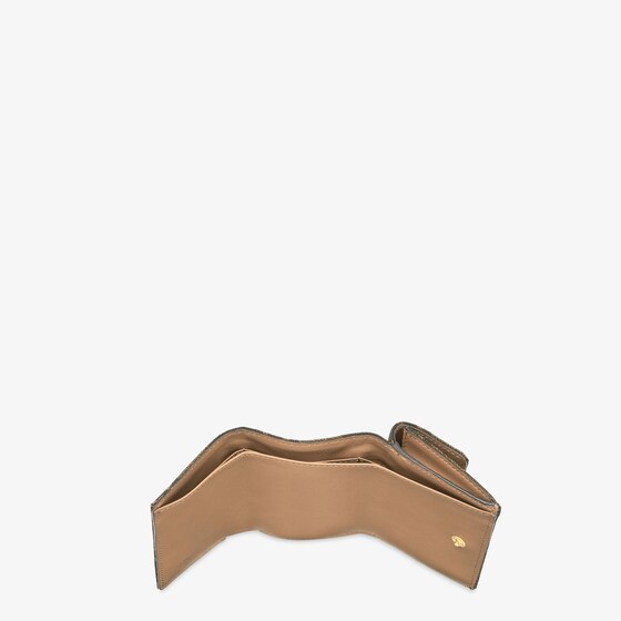 Fendi Baguette Micro Trifold | Thumbnail 2