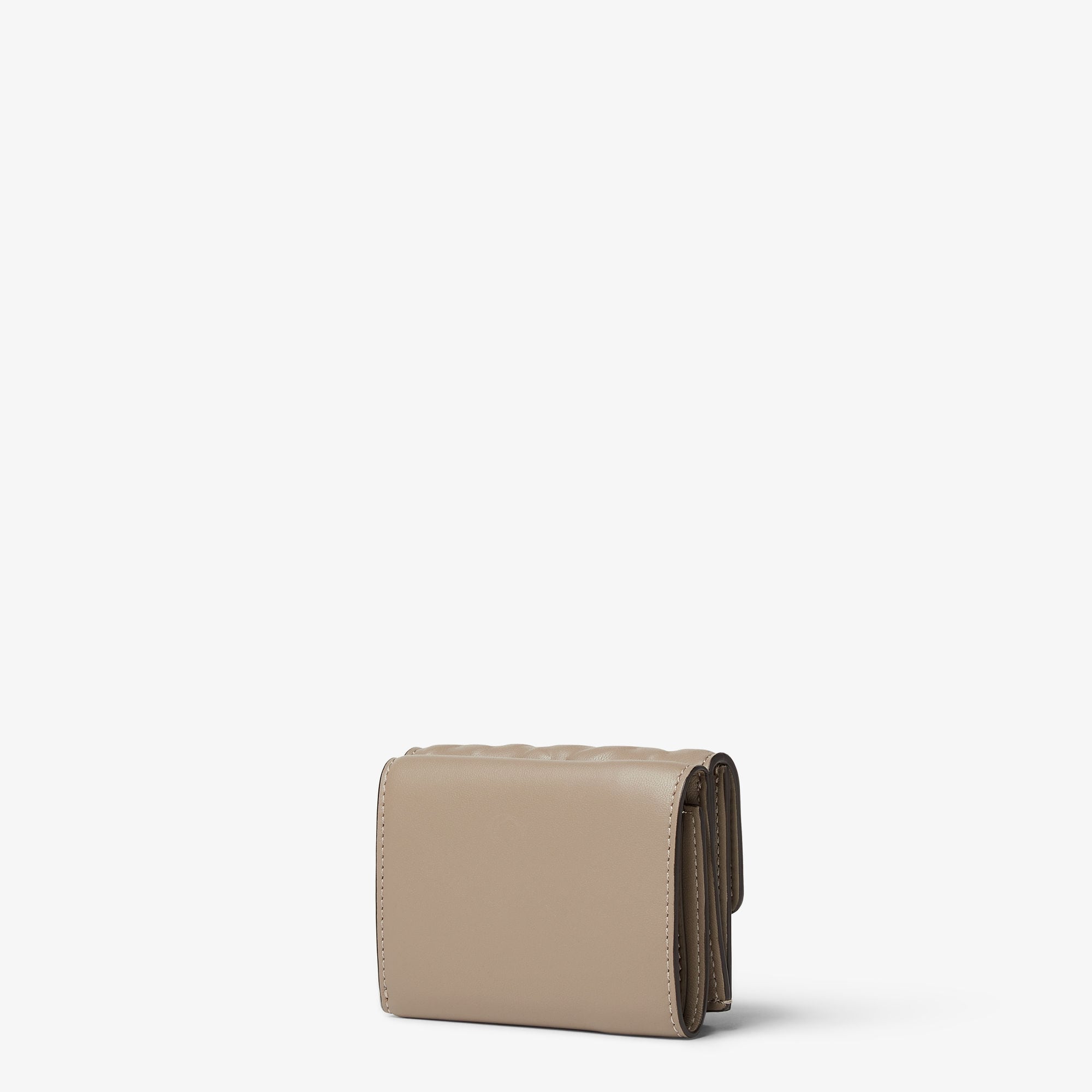 バゲット マイクロ 三つ折り財布 レザー グレー | Fendi バゲット マイクロ 三つ折り財布 レザー グレー | Fendi