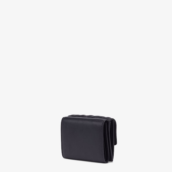 Fendi Baguette Micro Trifold | Thumbnail 3