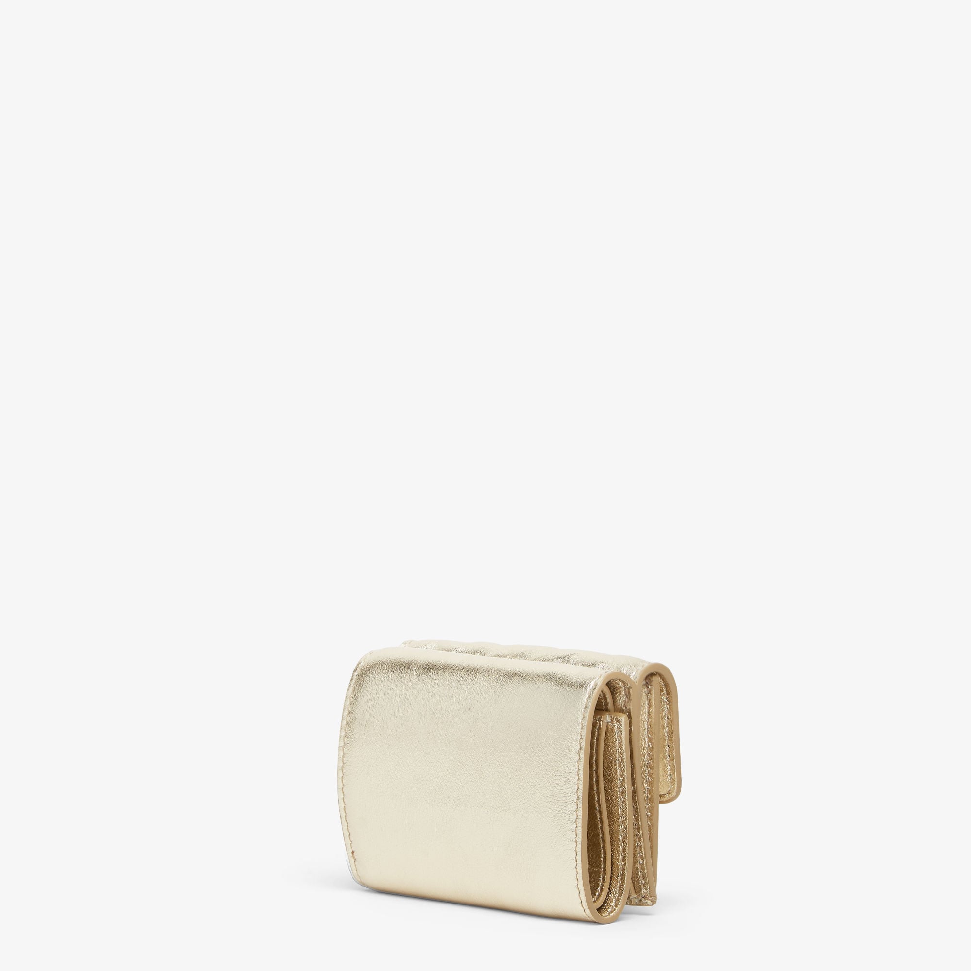 バゲット マイクロ 三つ折り財布 レザー ゴールド | Fendi バゲット マイクロ 三つ折り財布 レザー ゴールド | Fendi