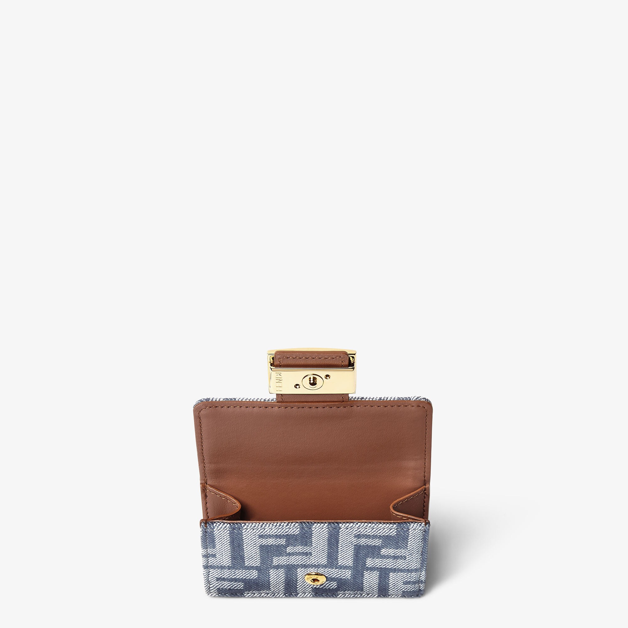 バゲット マイクロ 三つ折り財布 レザー グリーン | Fendi