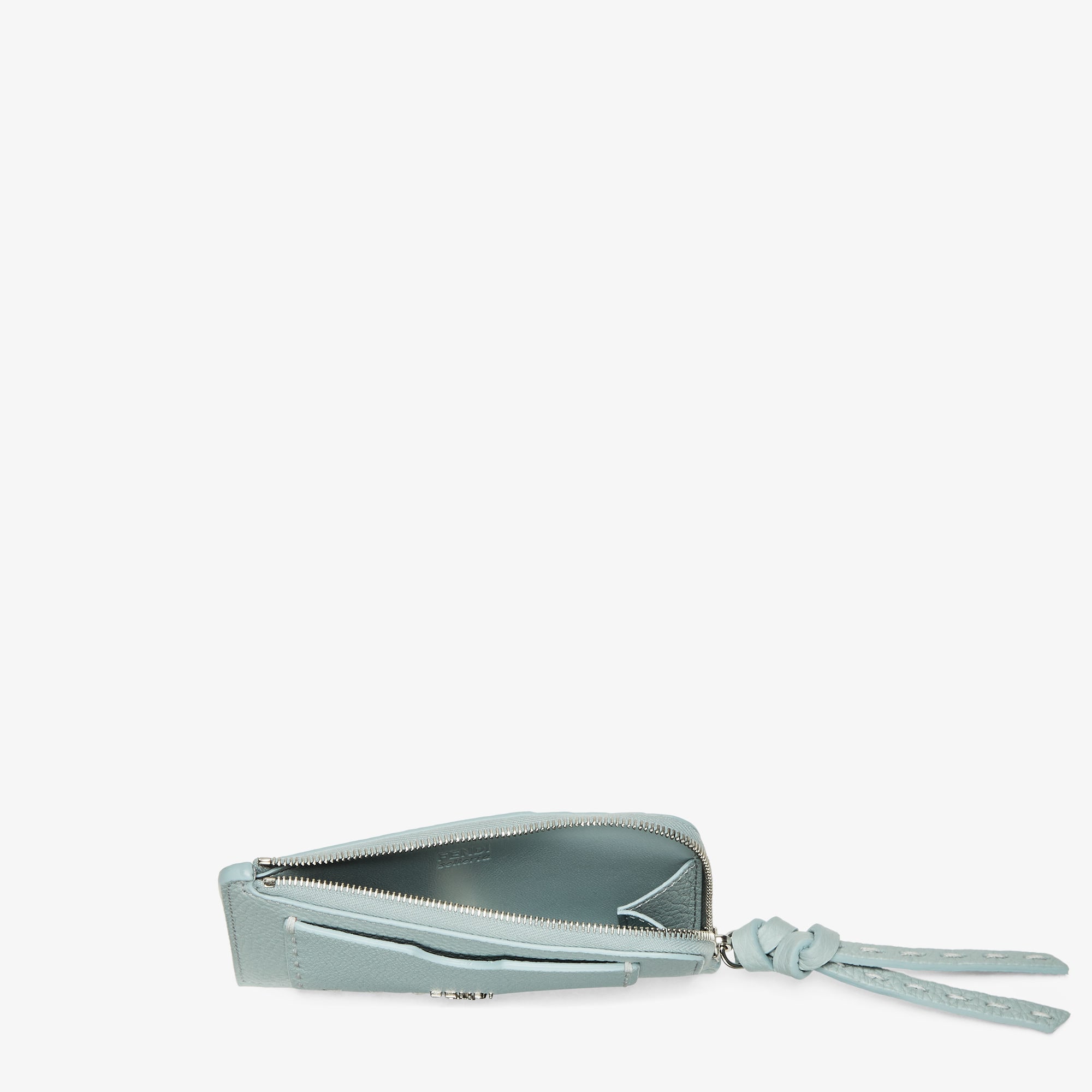 ピーカブー カードケース カーフレザー ライトブルー | Fendi