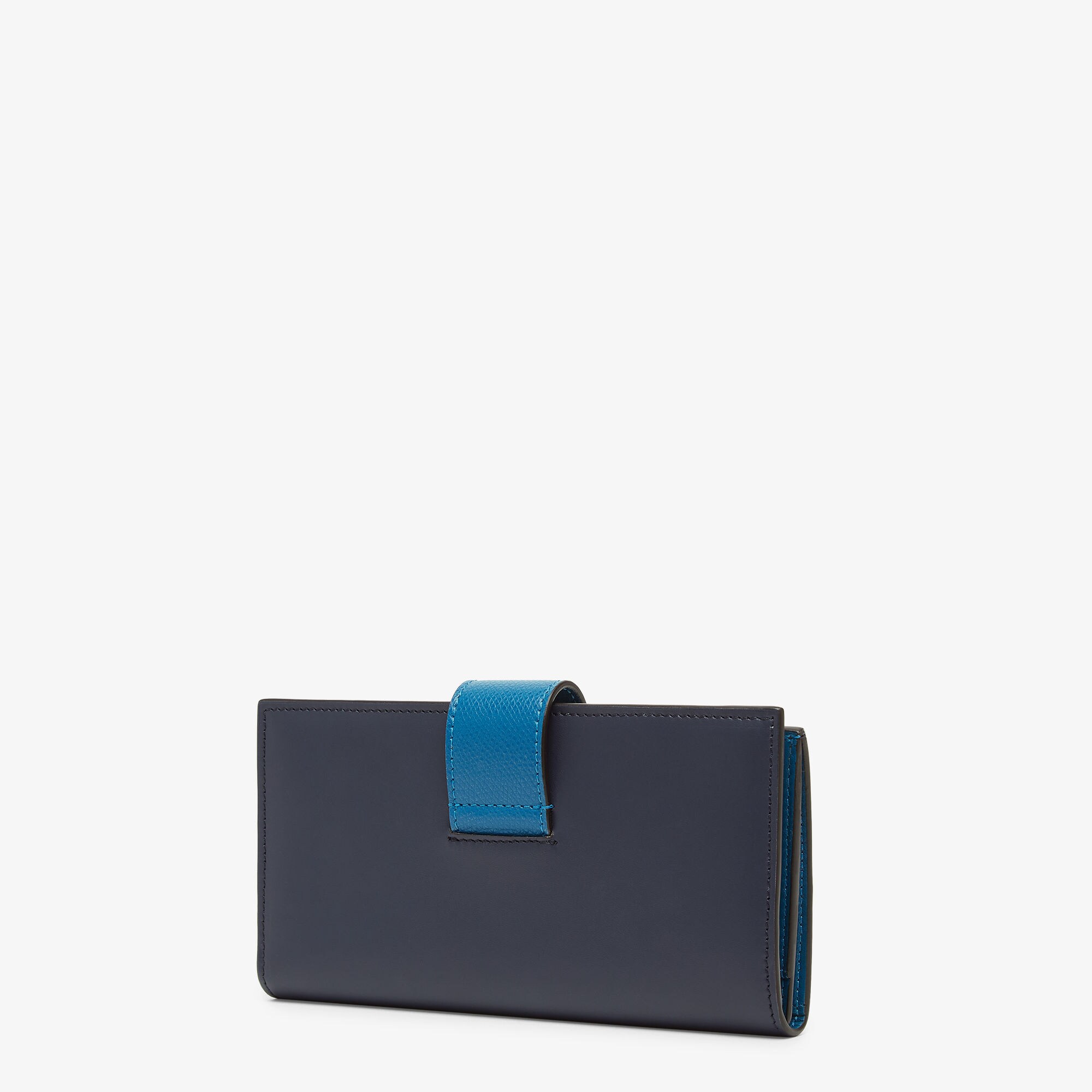 FENDI 長財布　ブルー FENDI フェンディ SIMPLY WALLET 長財布 8M0340 型押しレザー