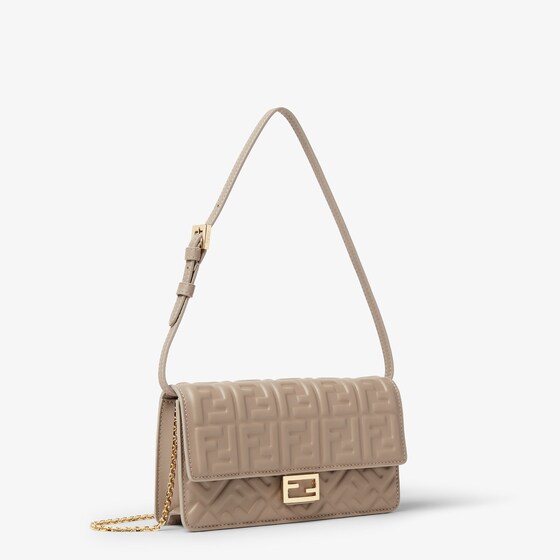 Fendi Wallet On Chain Baguette | Thumbnail 2