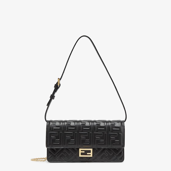 Fendi Wallet On Chain Baguette In Black