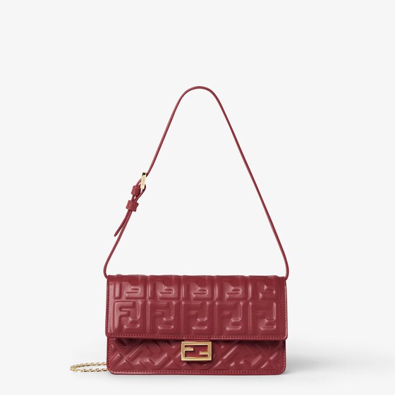 Fendi Wallet On Chain Baguette In Burgundy
