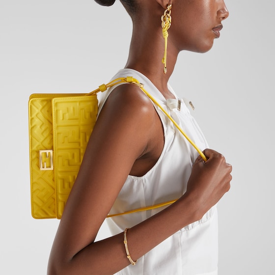 Fendi Wallet On Chain Baguette | Thumbnail 5