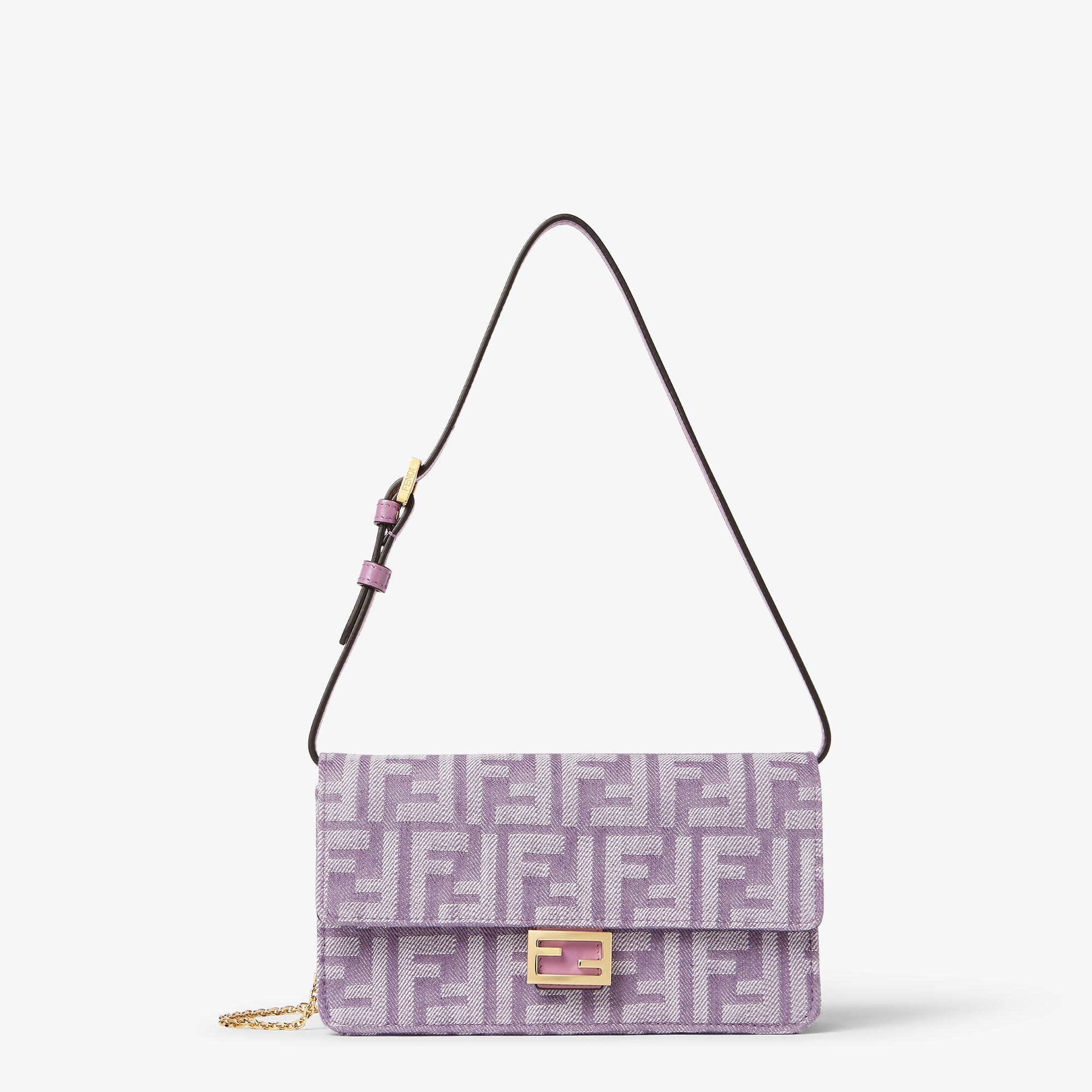 FENDI フェンディ バゲット メタリックパープル ムートン フェンディのアイコンバッグ「バゲット」から、ヴィンテージの