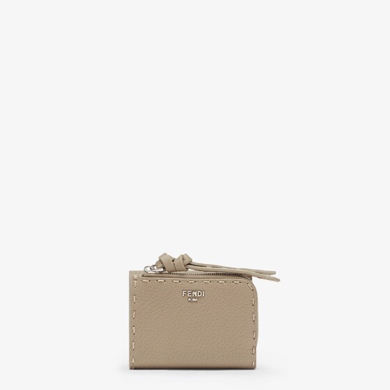 Fendi Peekaboo Micro Trifold In Sand