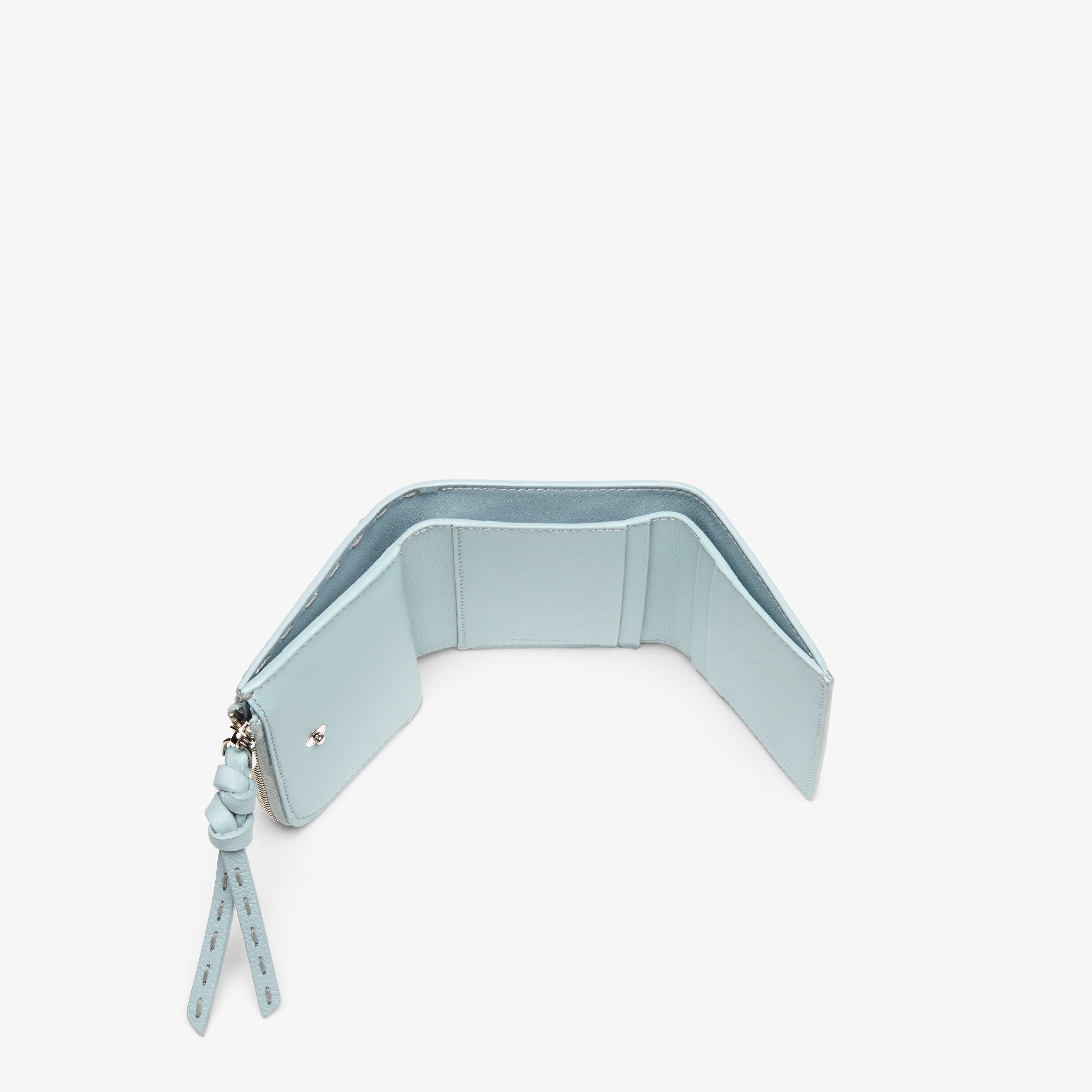 ピーカブー マイクロ 三つ折り財布 セレリア ライトブルー | Fendi ピーカブー マイクロ 三つ折り財布 セレリア ライトブルー | Fendi