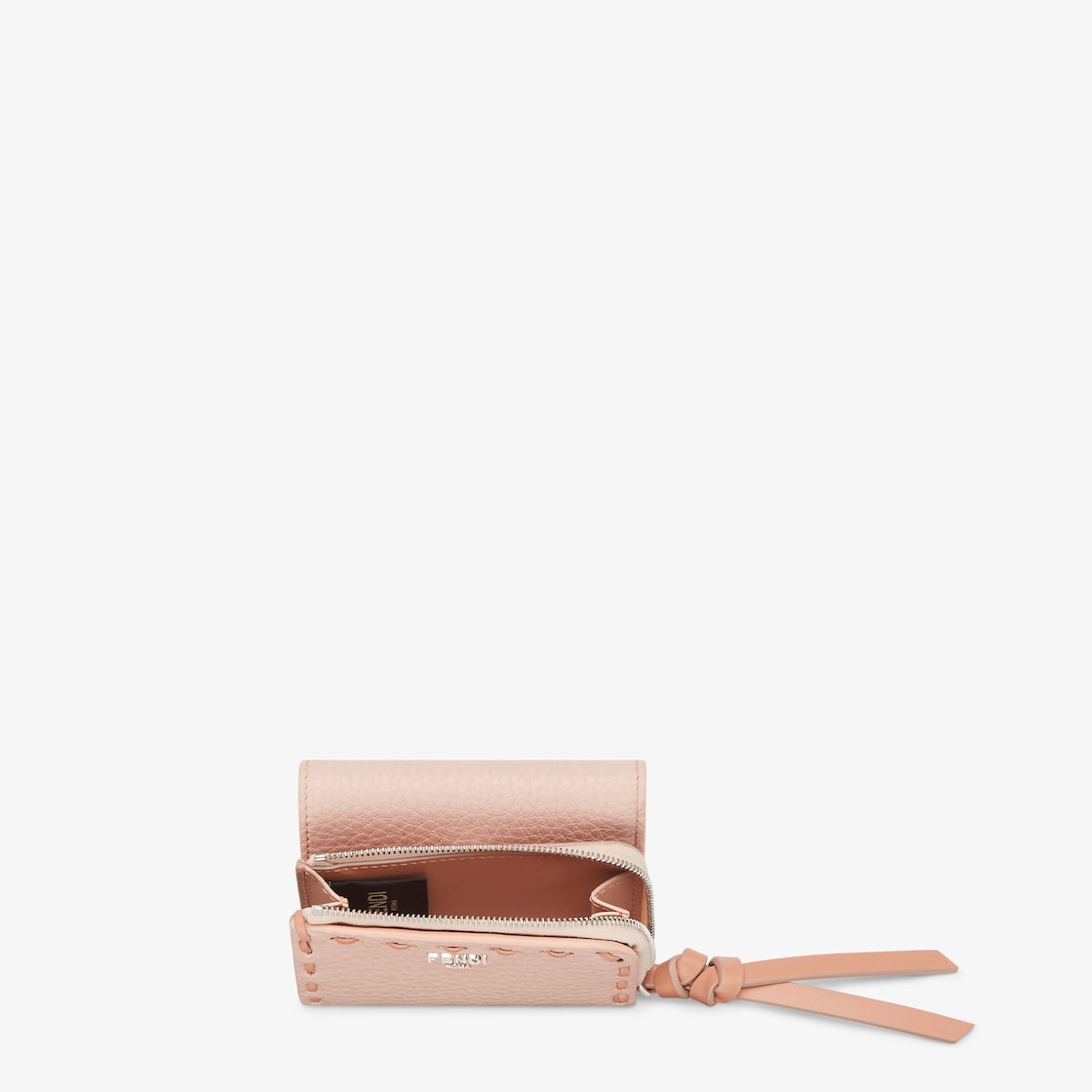 ピンク のウィ ウィメンズ 向けデザイナー 折り財布 | FENDI JP ピンク のウィ ウィメンズ 向けデザイナー 折り財布 | FENDI JP