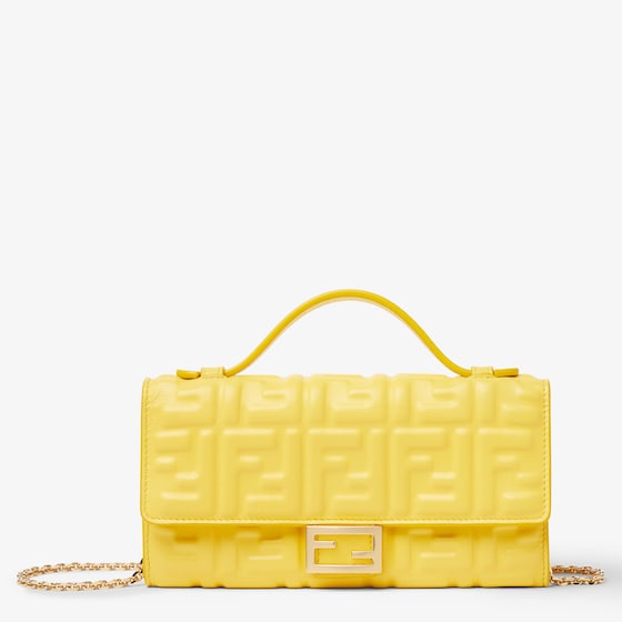 Fendi Baguette Continental With Chain