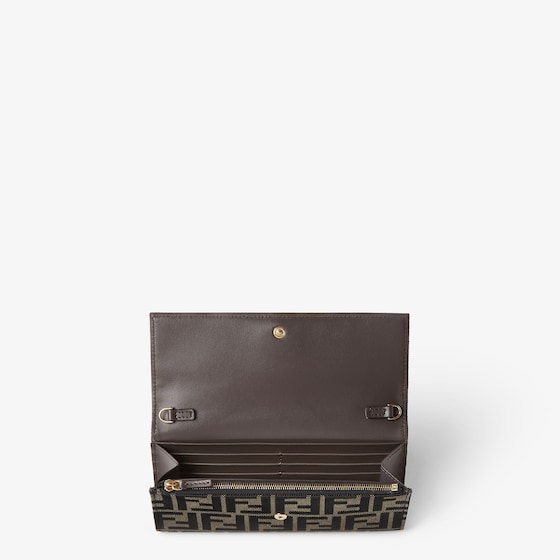 Fendi Tube Continental With Chain | Thumbnail 4