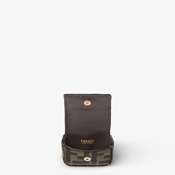 Fendi Tube Airpods Case | Thumbnail 3