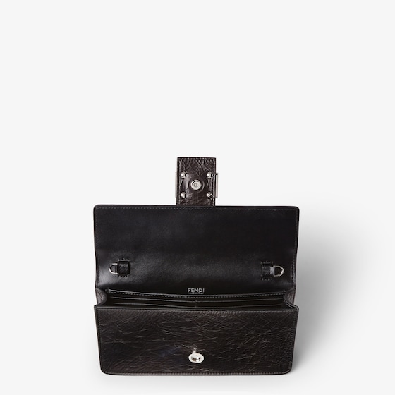 Fendi Tube Wallet On Chain | Thumbnail 4