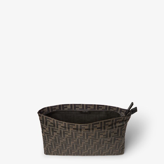 Fendi Flat Toiletry Case Medium | Thumbnail 3