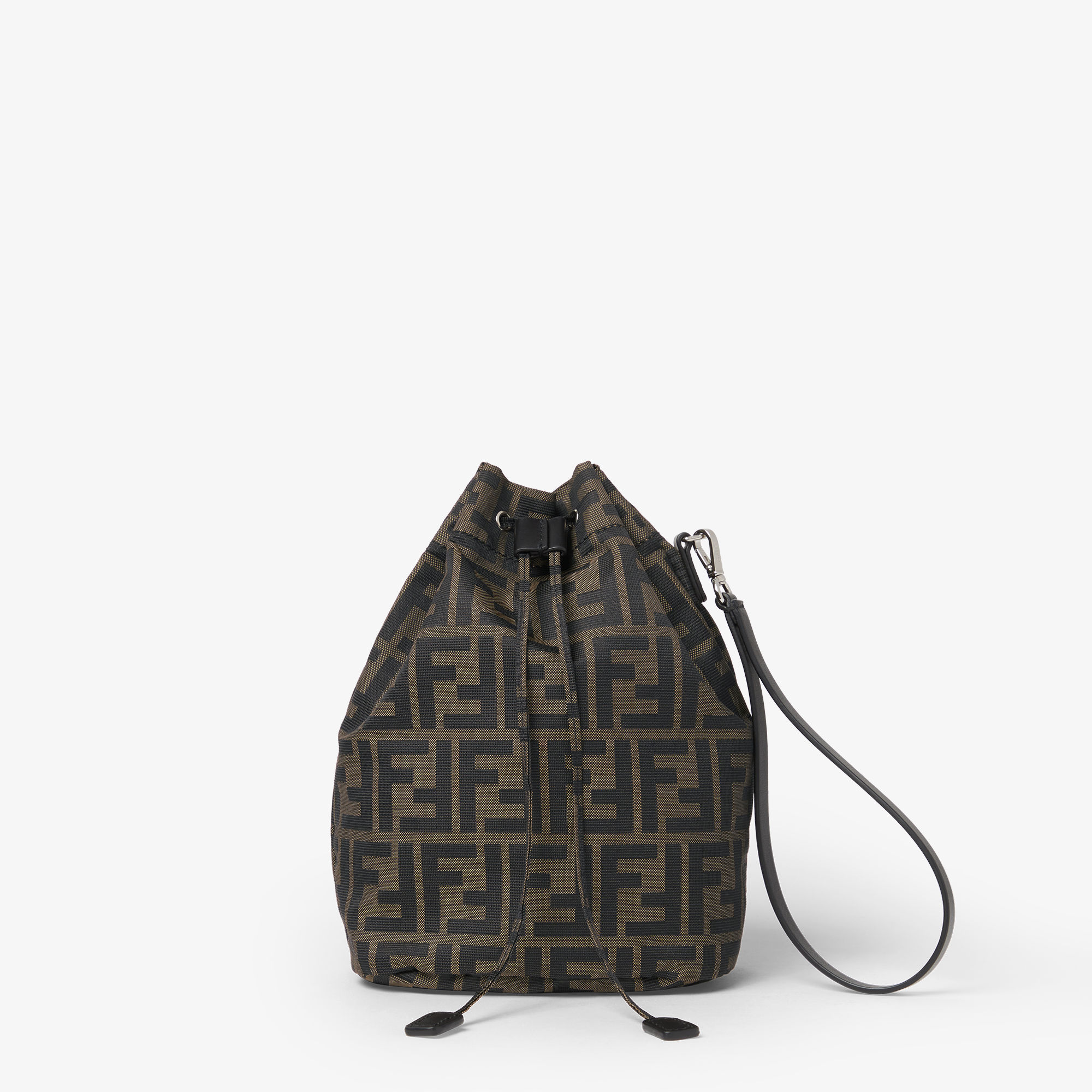 FFライト ドローストリングポーチ ミディアム - ブラウン | FENDI JP