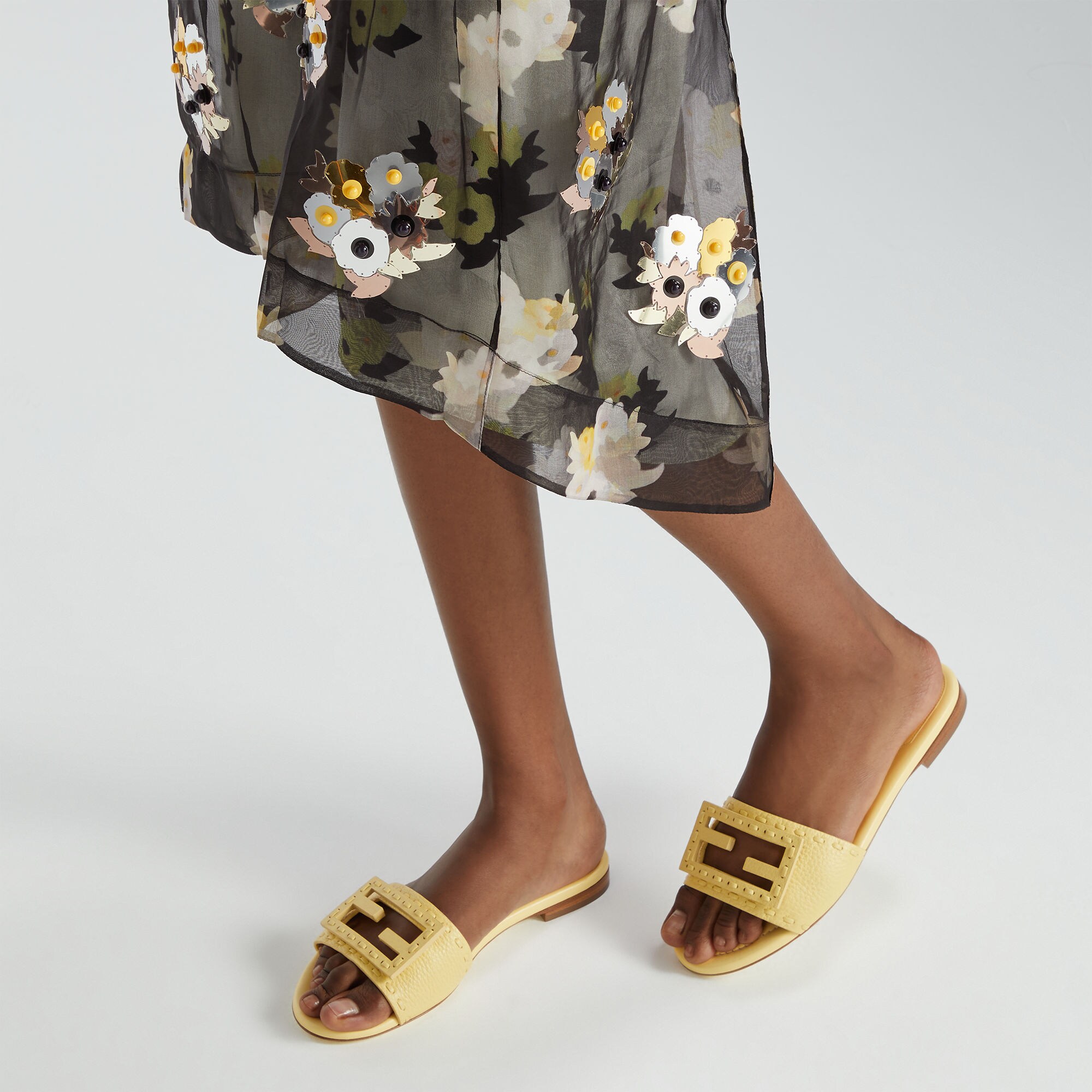 Fndiページ Fendi Logo Silk Slide Sandals | Saks Fifth Avenue