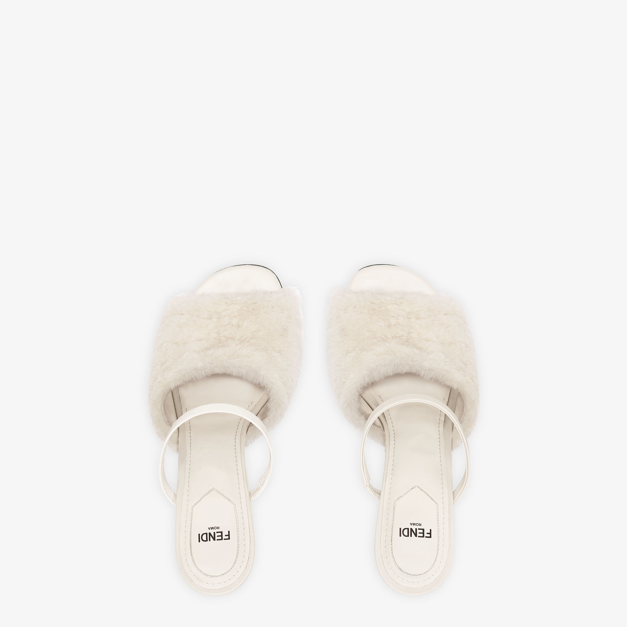 満点の 【FENDI】フェンディフォース シープファーサンダル ブラック