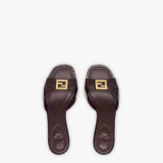 Fendi Slip-on sandals with square toes and two wrap-around bands | Thumbnail 4
