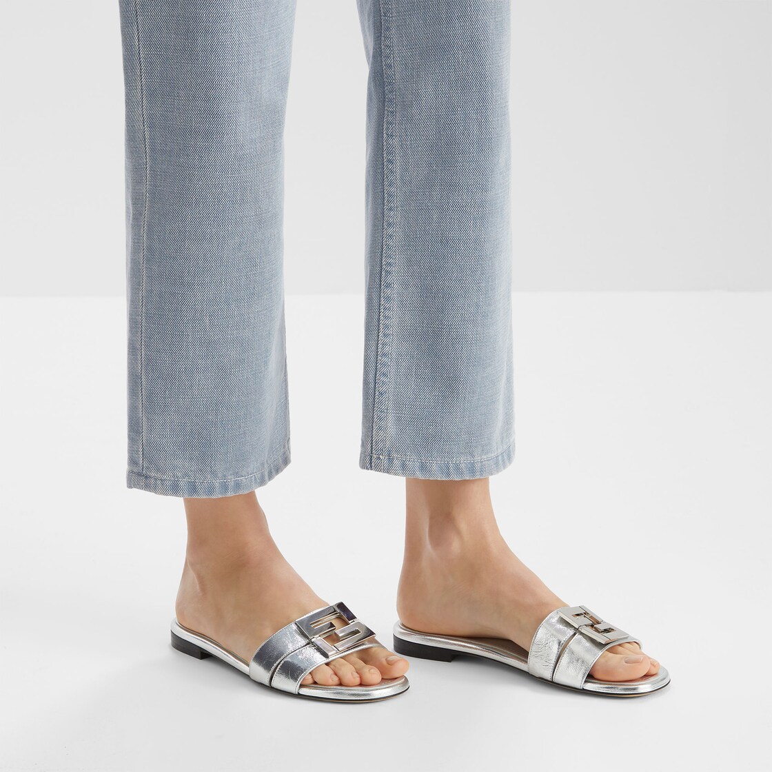 Fendi FFold Silver leather sandals Silver - Image 5/5