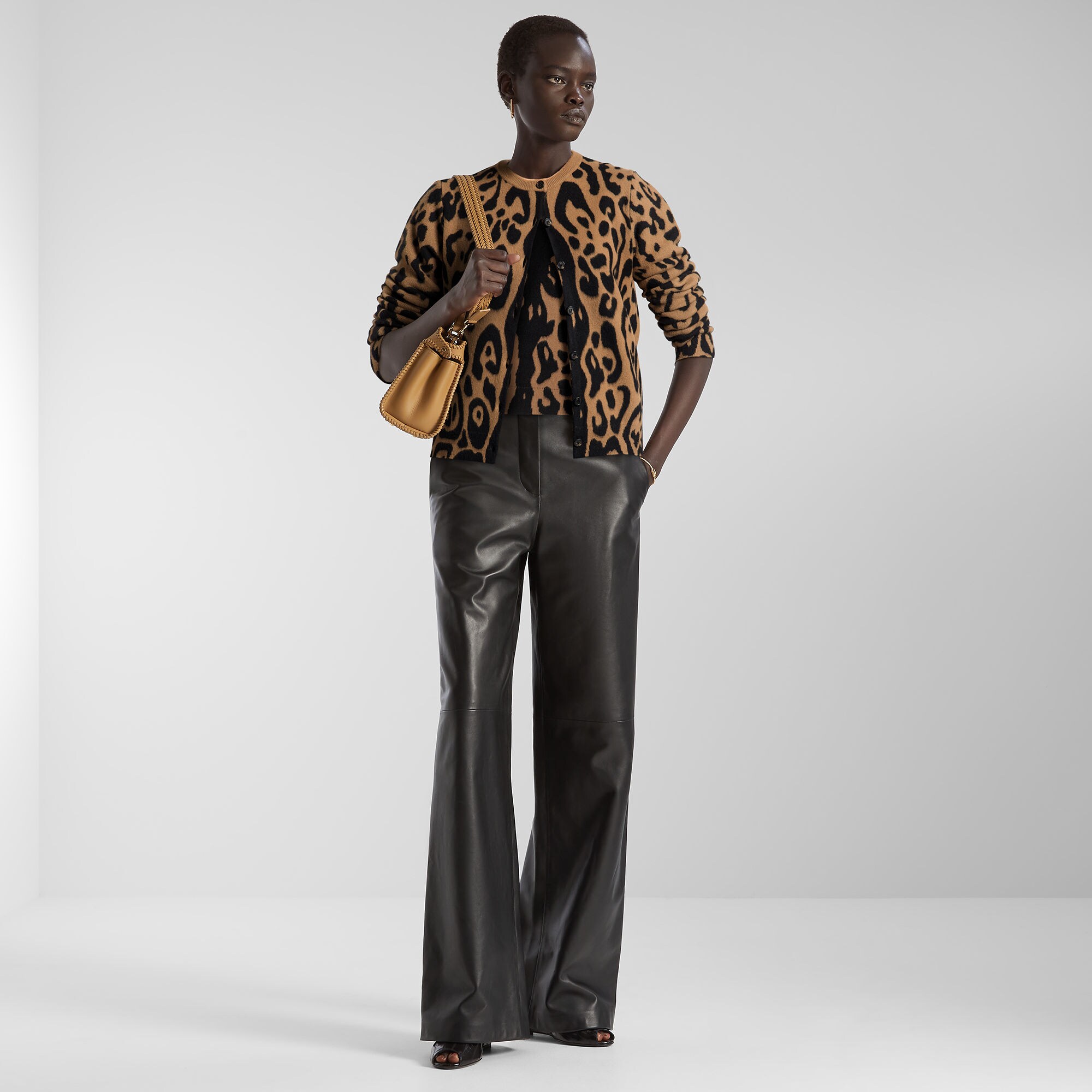 bon FENDI ブラック ミュール パンプス 正規品 FENDI |ウィメンズ