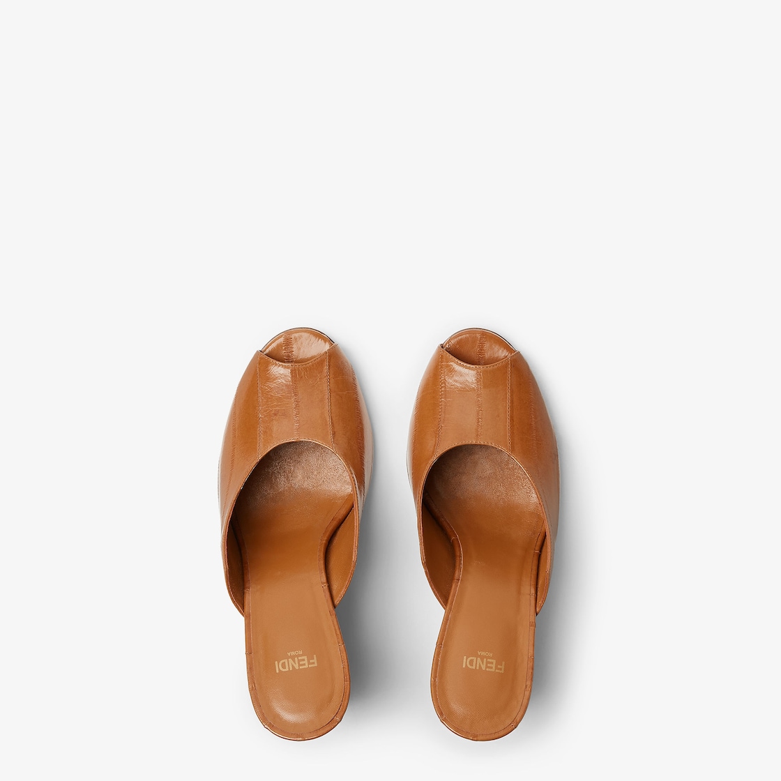 Fendi Arco Beige hagfish leather sandals Beige - Image 4/4