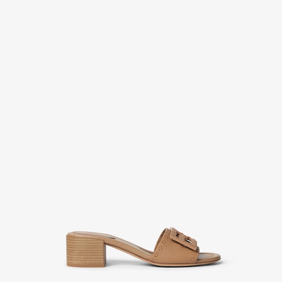 Fendi Baguette In Brown