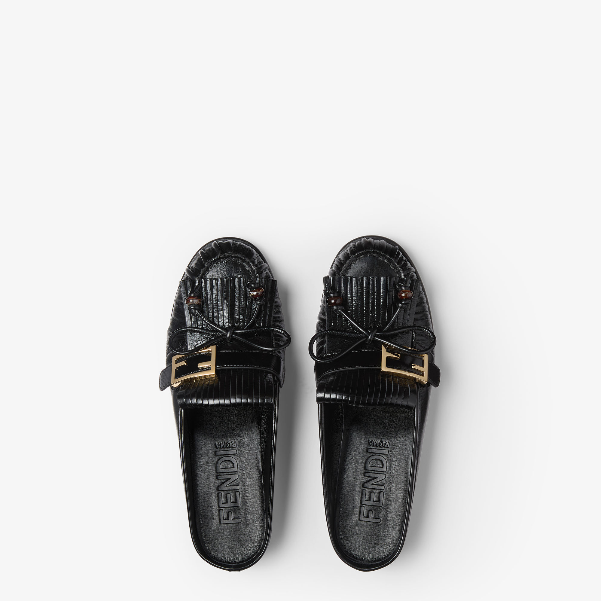 FENDI フラットシューズ 黒 スエード 保存袋付き Baguette - Black | FENDI International