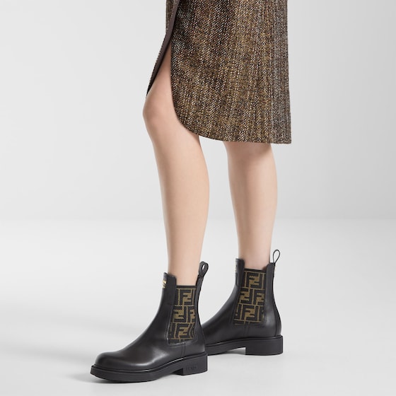 Fendi Filo biker boots with round toes and elastic inserts | Thumbnail 5