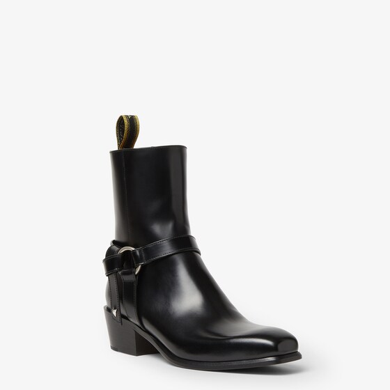 Fendi Two metal rings give the Double O ankle boot its | Thumbnail 2