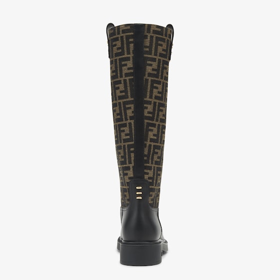 Fendi Tubular leg boots with round toe | Thumbnail 3