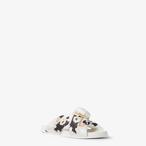 Fendi Padded double-band flat slides with decorative D-ring | Thumbnail 2
