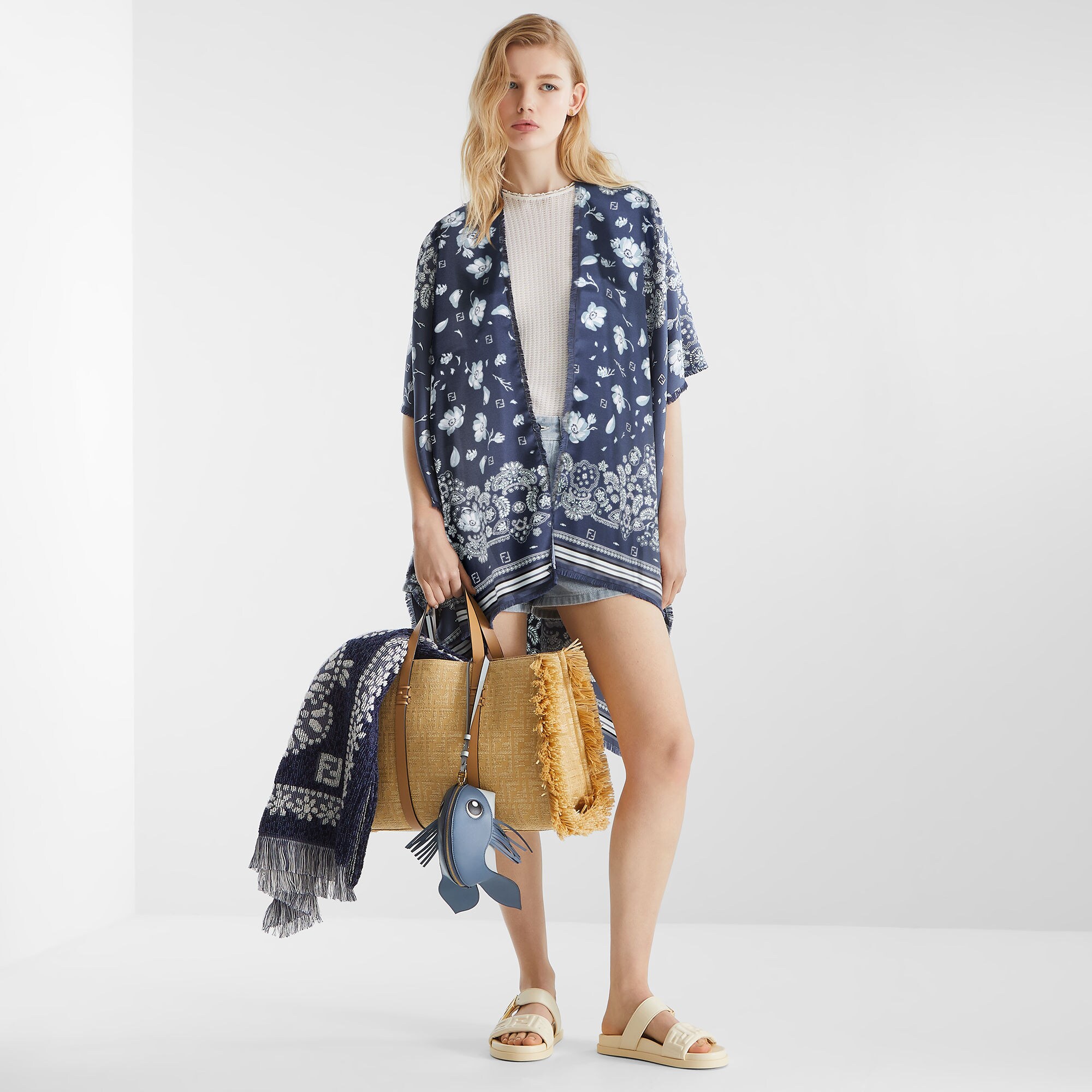 フェンディ フィール レザー ホワイト | Fendi